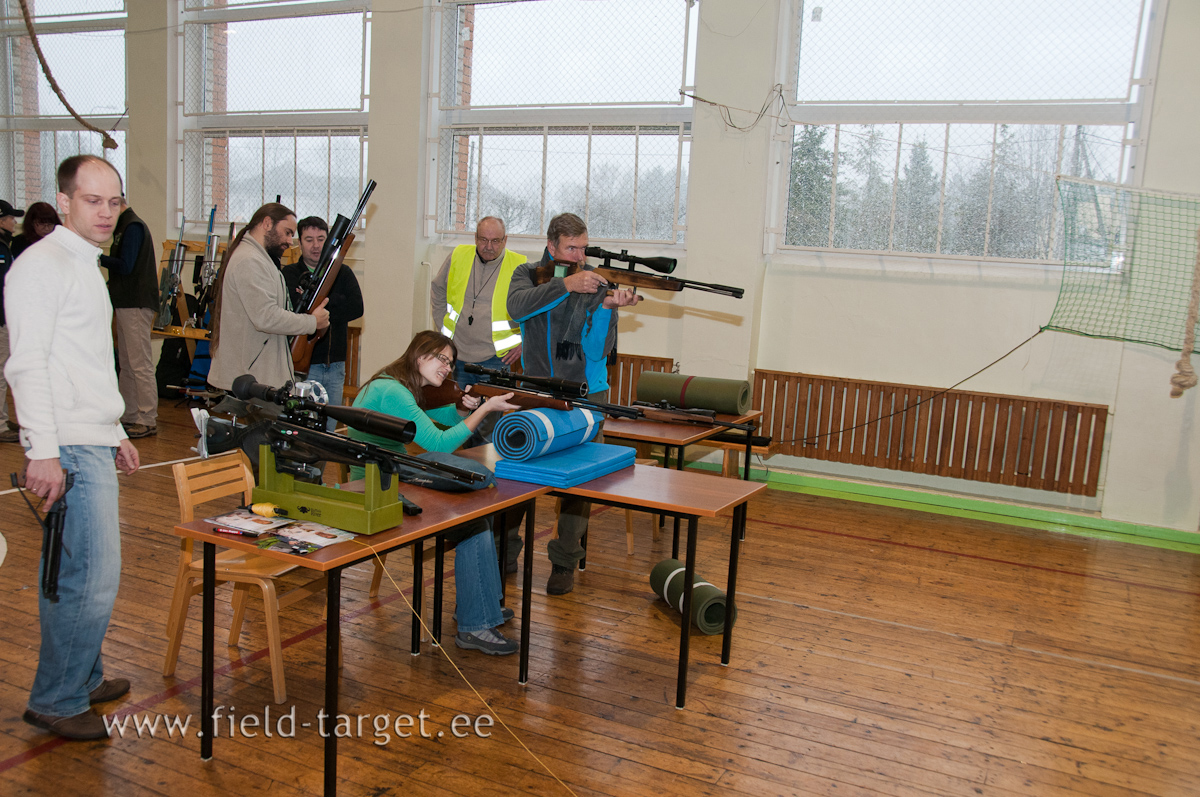 ... ja püssi Weihrauch HW97 K proovimas